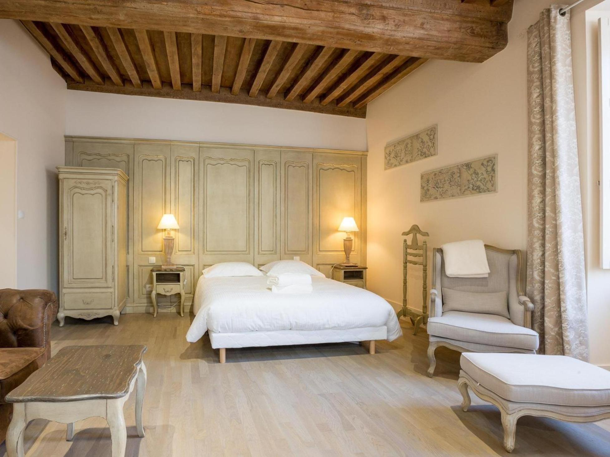 Le Cara Omael 2D Apartment Beaune  Room photo
